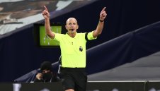 Майк Дийн ще прави глупости и през следващия сезон