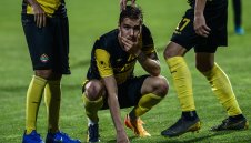 Ас на Ботев Пловдив с огромна рана 