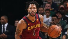 Дерик Роуз се върна в Кливланд, няма да се отказва