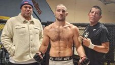 Стрикланд нападна съдиите и заяви: Аз съм ш**ан неудачник!