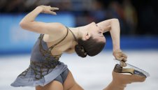 Аделина Сотникова с историческа титла за Русия във фигурното пързаляне