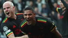 Нападател на Аякс счупи рекорд на Ерлинг Холанд