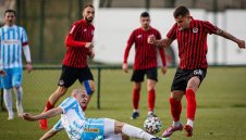 Клуб от Първа лига отмъкна звездата на Локо Сф