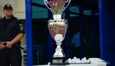 Мачът за Суперкупата ще се играе на "Лазур"