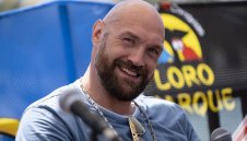 Фюри с нови жестоки обиди към Усик