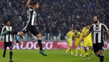 "Старата госпожа" мачка при дебюта на 16-годишен вундеркинд + ВИДЕО