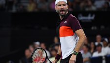 Гришо смачка австралиец, класира се за финал в Бризбейн