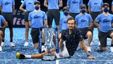 Медведев стана част от Байерн + ВИДЕО