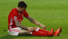 Рома влиза в битка с Ман Юнайтед за защитник