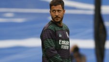 Отбор от Висшата лига връща Азар във футбола?