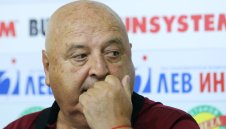 На Левски винаги някой му пречи, Бербо да извади диплома от Светия синод