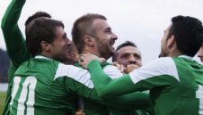 Ботев души около Мартин Тошев