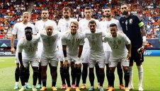 Стотици фенове приветстваха националния отбор на Италия