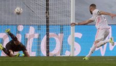 Реал загря за Ливърпул с успех над Ейбар