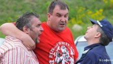 Дучето се гъбарка с "Титан"