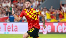 В голяма драма Мъри спъна Фенербахче на Моуриньо 