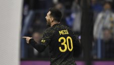 Стига драми! Меси изобщо не мисли за Барса