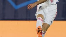 Бензема задмина Кристиано Роналдо в Шампионска лига