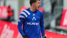 Левски показа две лица, но все пак се пребори със Спартак