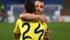 Фенербахче с трансферен удар, уреди Роберто Солдадо