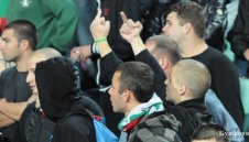 Измъкваме се само с лека глоба за расизъм