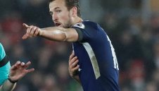 Кейн е Футболист на годината в Англия