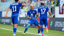 Рикардиньо "виси" за Хебър