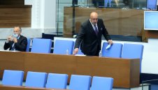 Министър Кралев: Надяваме се, че спортът няма да бъде спиран