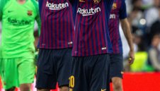 Луис Суарес: Почувствах болката на Меси, в Барса се случват странни неща 