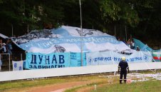 Скандално! Фенове на Дунав са били бити в центъра на Разград