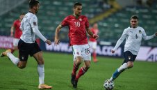 Трансферът на Ивайло Чочев в Лудогорец пропада?