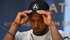 Джошуа не е готов за Дионтей Уайлдър