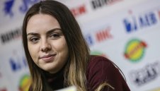 Нургюл Салимова започна с реми на Турнира на претендентките