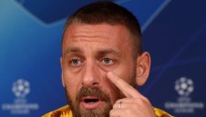 Капитанът на Рома счупи крак