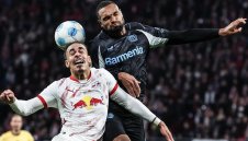 Байерн обезкървява Леверкузен, звезда на „аспирините“ ще акостира в Мюнхен