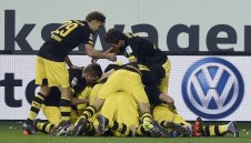 И некадърен рефер не спря Борусия Дортмунд + СНИМКИ