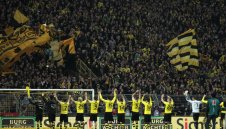 Борусия Дортмунд строши рекорд по посещаемост