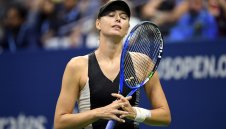 Шарапова започна новия сезон с победа в Шънджън