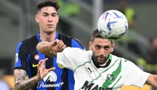 Три колоса на Острова в битка за ас на Интер