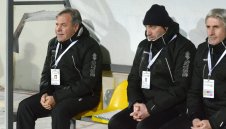 СКАНДАЛ: Новият треньор на ЦСКА има още договор с Пирин, чакат го на работа