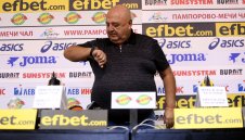 Венци Стефанов е добре, присъства на Изпълкома