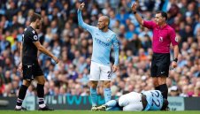 Ужасът за най-скъпия защитник е пълен! Със скъсани връзки е