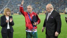 Лошо! Схемата на ЦСКА със Стоичков също е незаконна