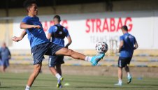 Левски победи с 3:0 в учебна игра