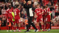 Ливърпул се раздели с халф