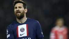 Меси резна ПСЖ за нов договор, връща ли се в Барса?