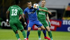 Глътка въздух? Спортинг дава 1 млн. на Левски за Станислав Иванов