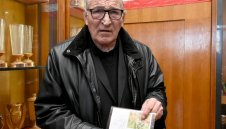 Пената с нови бисери преди ЦСКА – Левски: И пеша да ходиш, няма леко