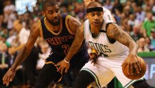 Трус в НБА! Кливланд и Бостън размениха Кайри и Айзея