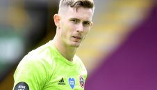 Дийн Хендерсън подписа с Юнайтед до 2025 г.